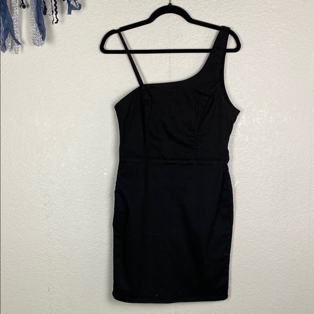 Topshop black asymmetric shoulder dress - Picture 2 of 7